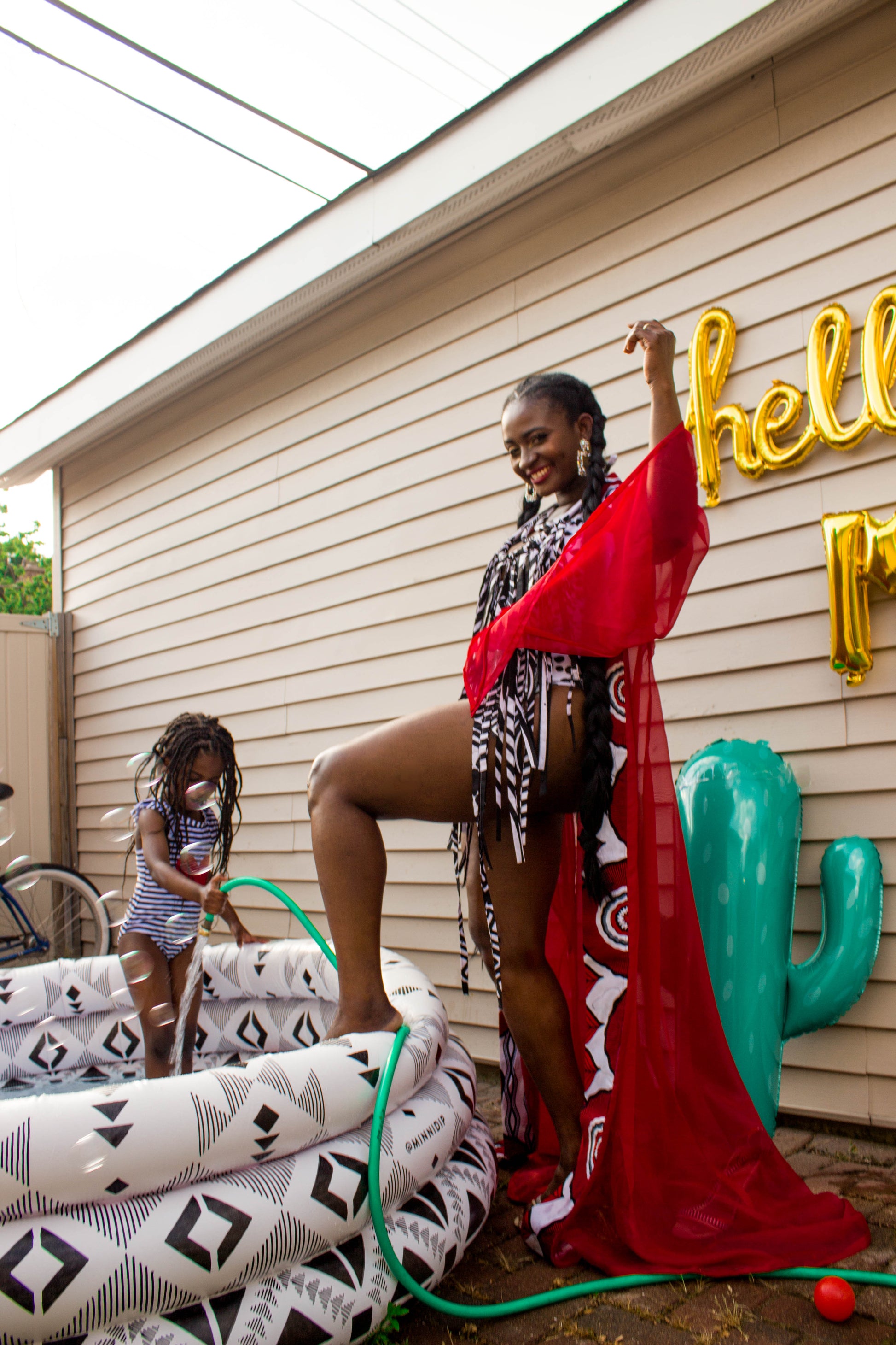 Swimsuit black and white, Alewa. - Akese Stylelines 